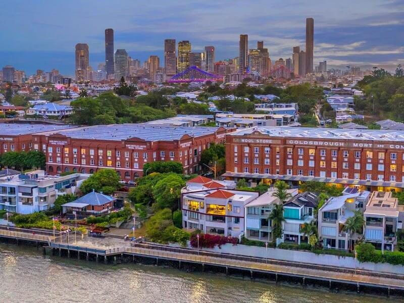 Piing dry cleaning and laundry service

 in Teneriffe Australia